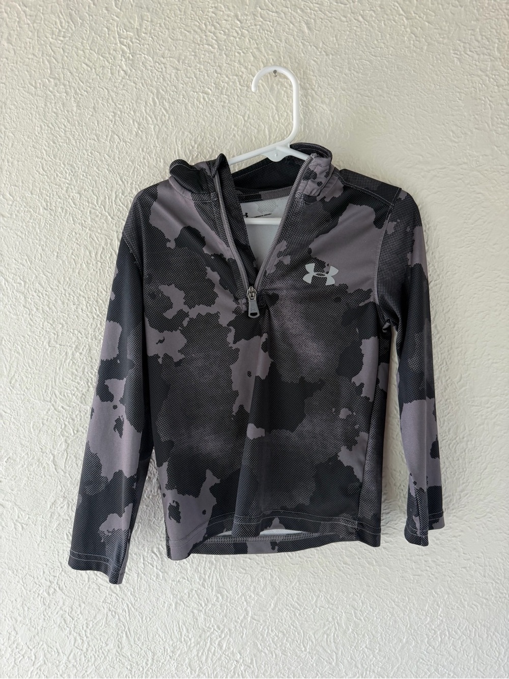 Under Armour jacket - Picture 2 of 5